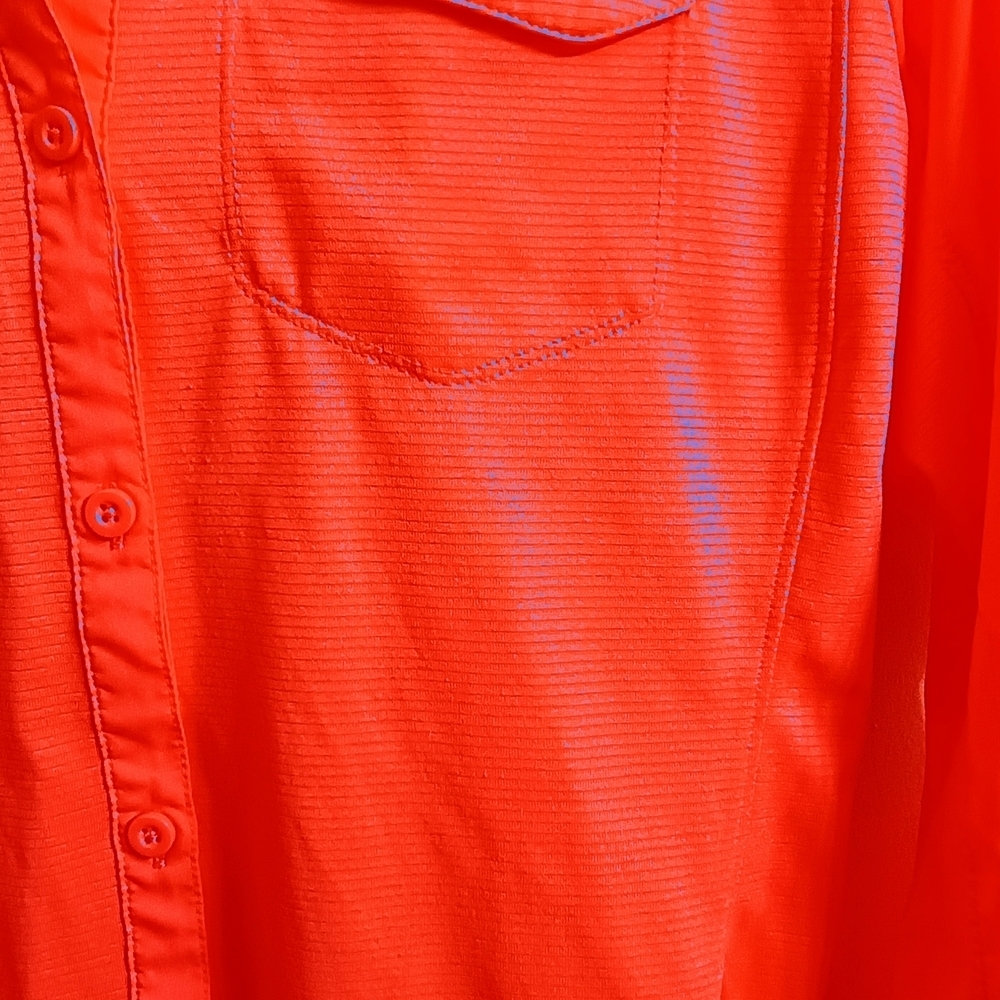Heat Gear Women's Bright Salmon Color Button-Up Blouse - Picture 2 of 6